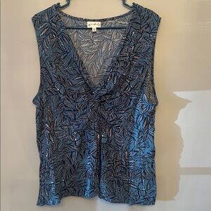 Wonderly Women's Twist Front Tank, Blue Leaf Pattern, Size XL